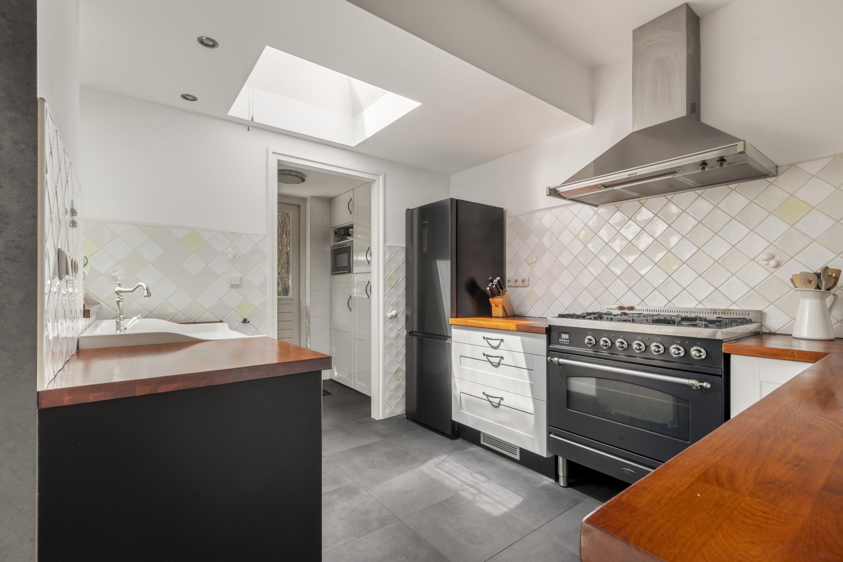 Tussenwoning te koop: Rossinistraat 33, Heemskerk