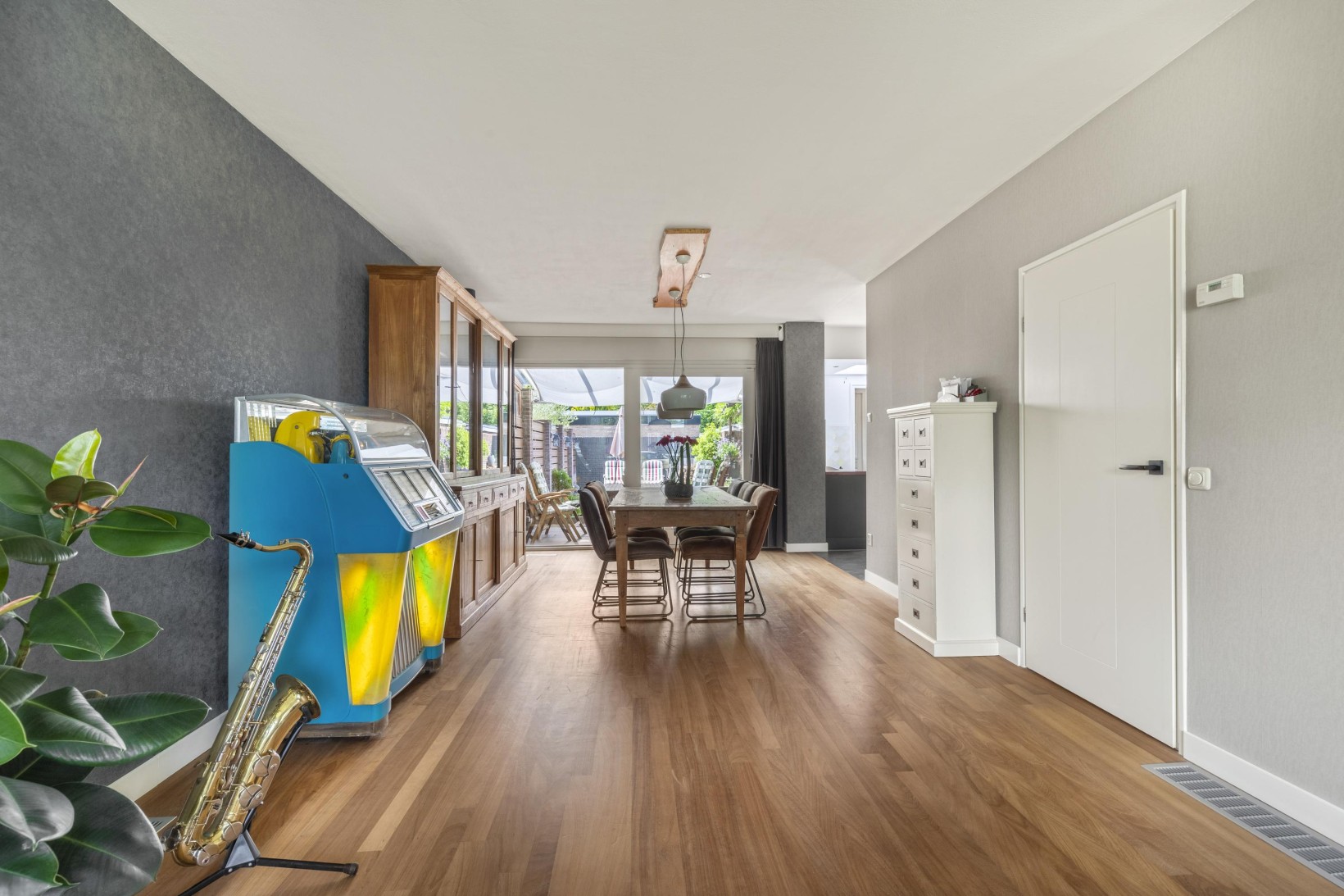 Tussenwoning te koop: Rossinistraat 33, Heemskerk
