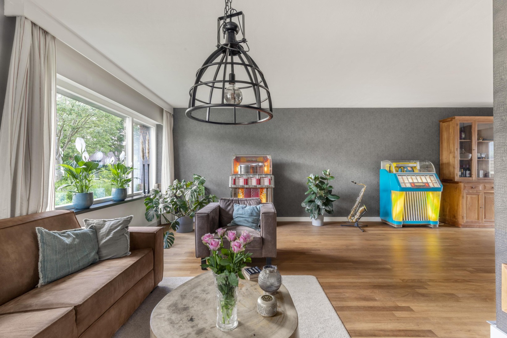 Tussenwoning te koop: Rossinistraat 33, Heemskerk