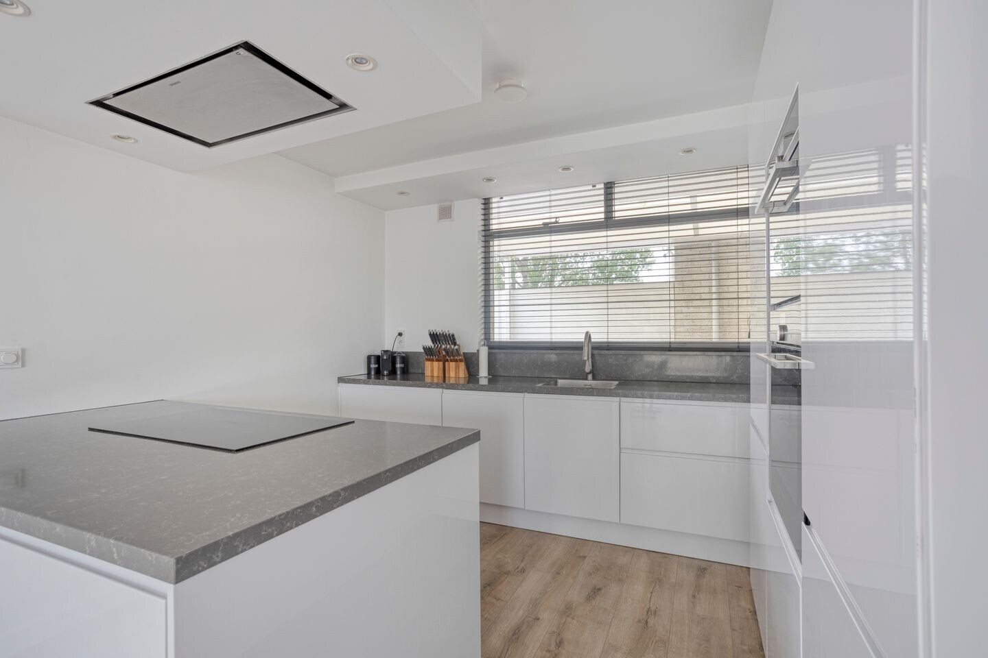 Appartement te koop: Aletta Jacobsstraat 85, Heemskerk