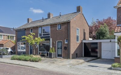 Jacob van O. 5