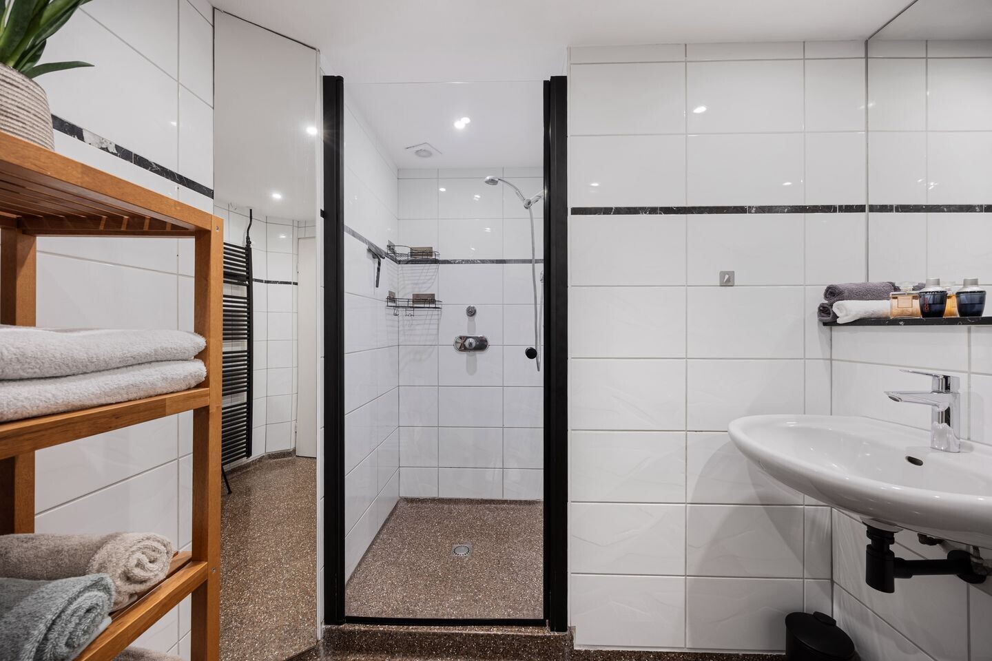 Appartement te koop: Jan Ligthartstraat 203, Heemskerk