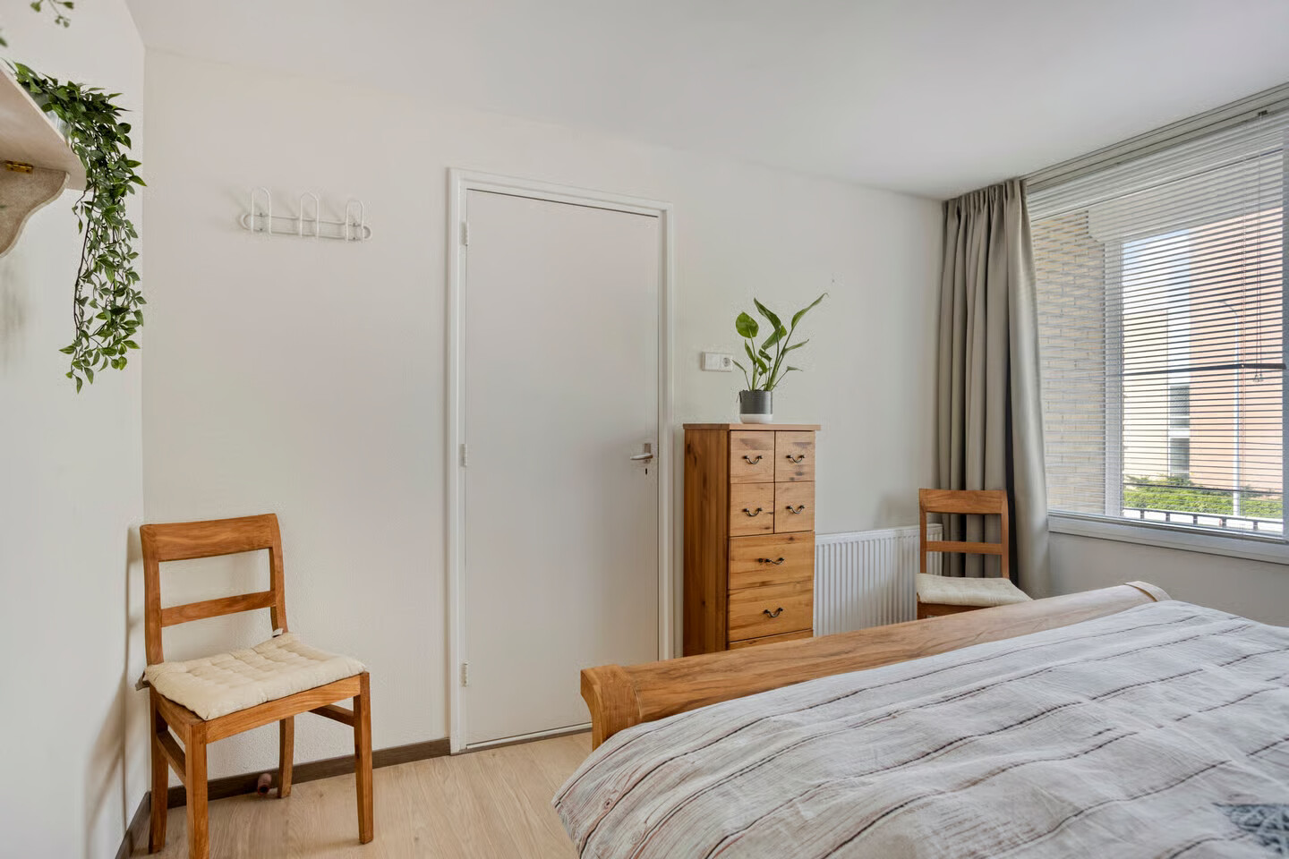 Hoekwoning te koop: Jan Ligthartstraat 148, Heemskerk