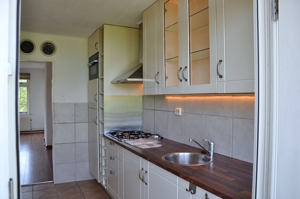 Appartement te koop: Carel van Manderstraat 45, Heemskerk