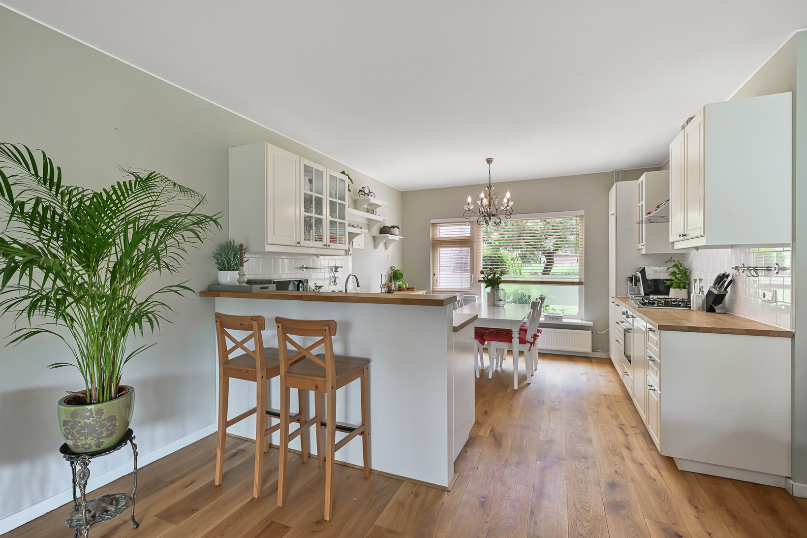 Tussenwoning te koop: Eenigenburg 30, Heemskerk