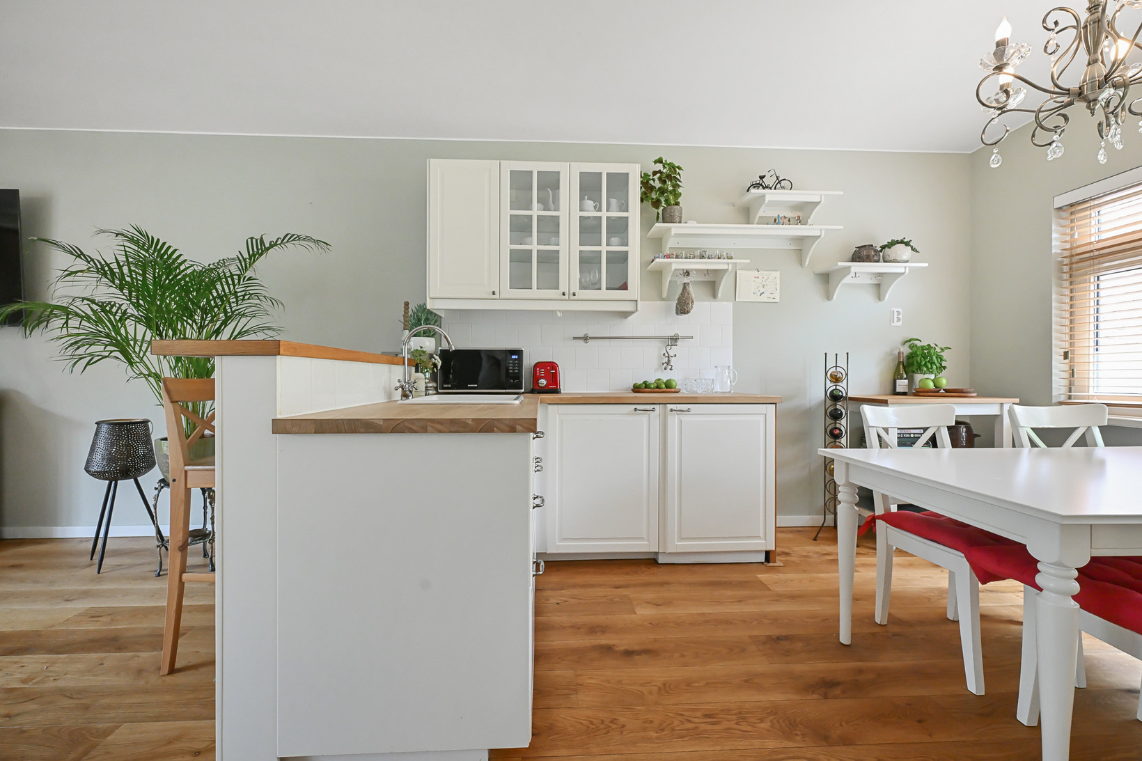 Tussenwoning te koop: Eenigenburg 30, Heemskerk