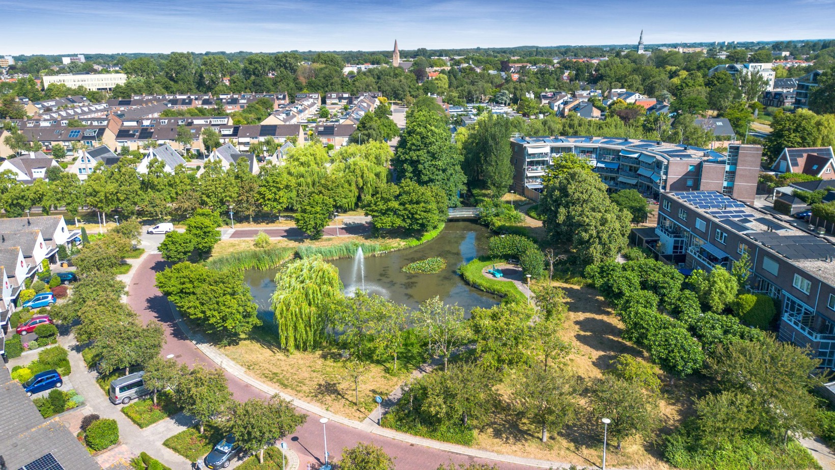 Tussenwoning te koop: Wielewaal 38, Heemskerk
