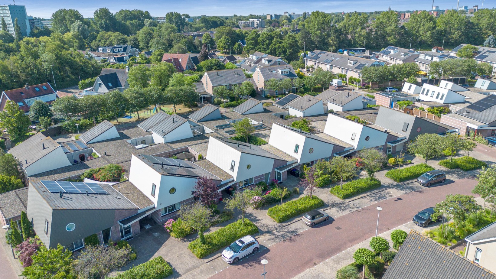 Tussenwoning te koop: Wielewaal 38, Heemskerk