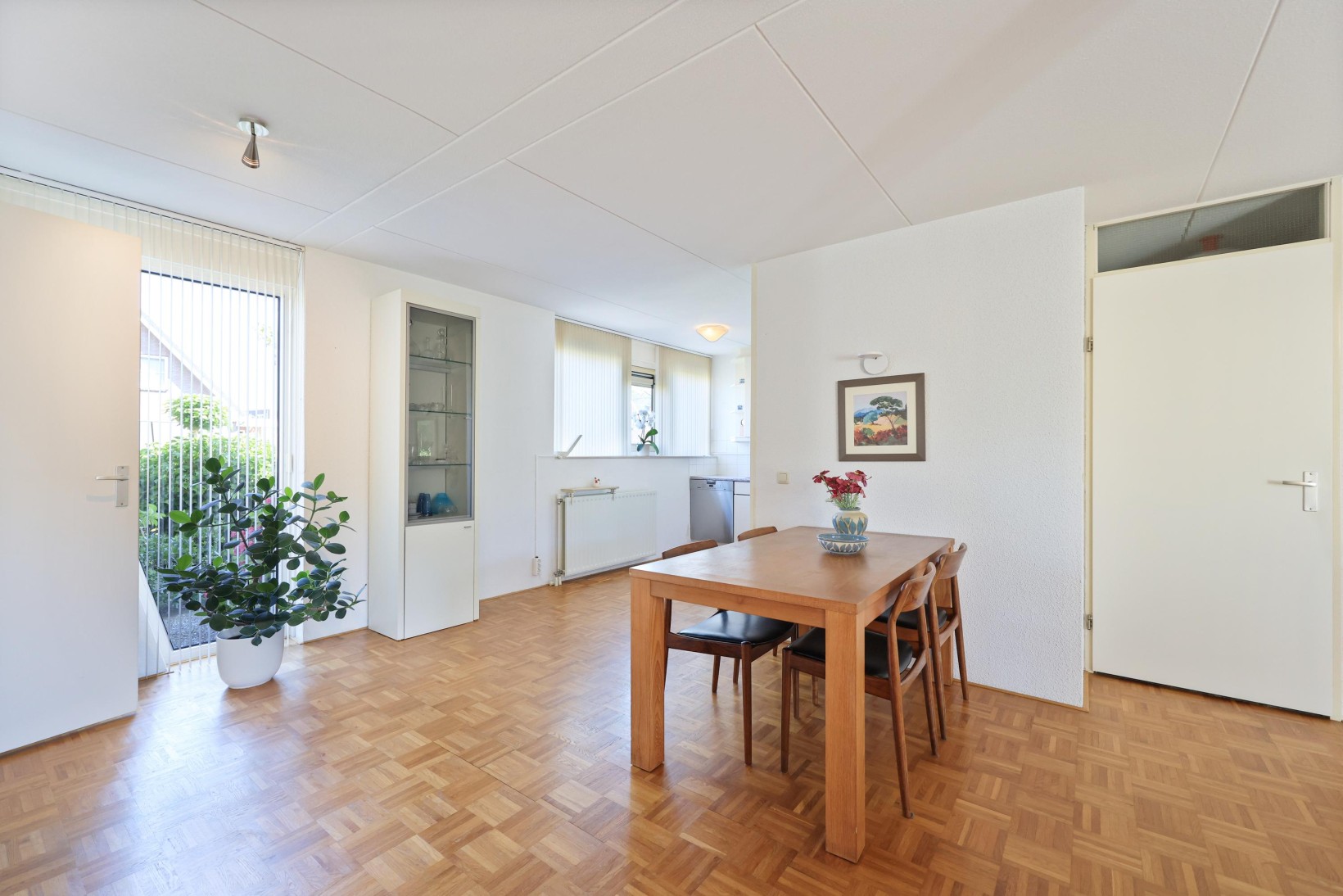 Tussenwoning te koop: Wielewaal 38, Heemskerk
