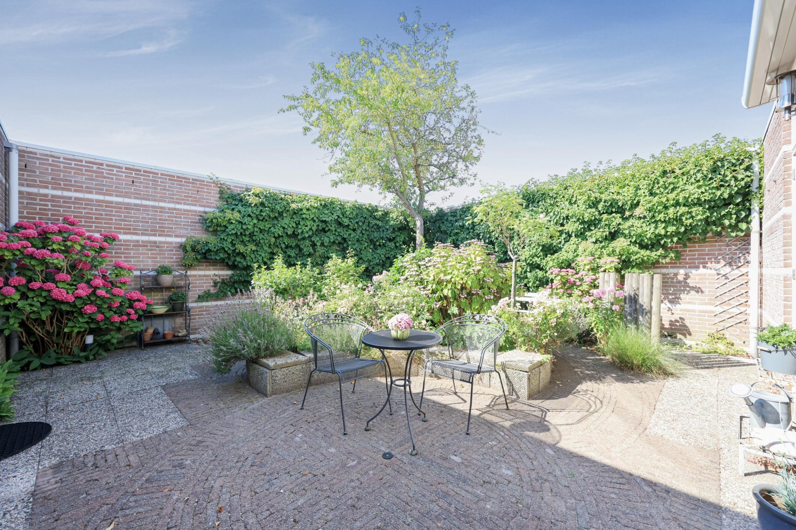 Tussenwoning te koop: Wielewaal 38, Heemskerk