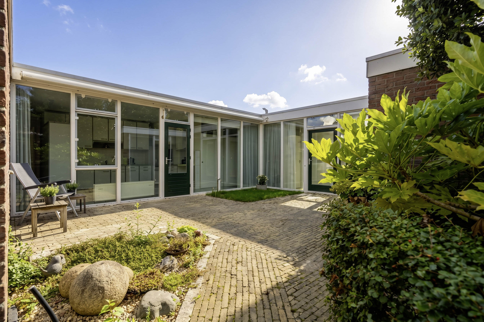 Tussenwoning te koop: Luxemburglaan 192, Heemskerk