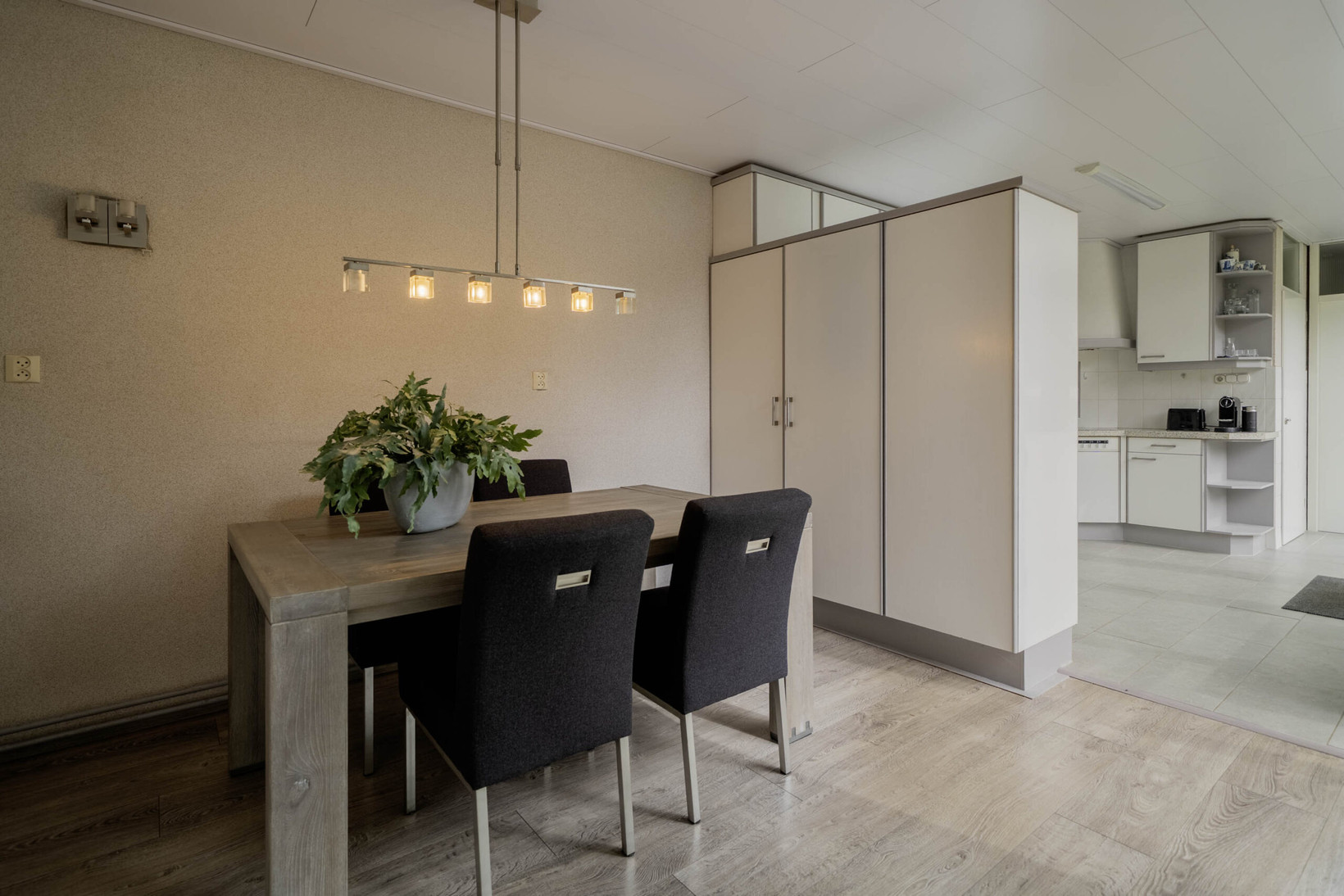 Tussenwoning te koop: Luxemburglaan 192, Heemskerk