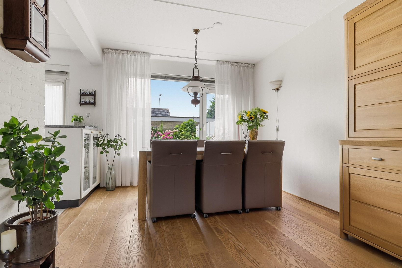 Tussenwoning te koop: Denemarkenstraat 16, Heemskerk