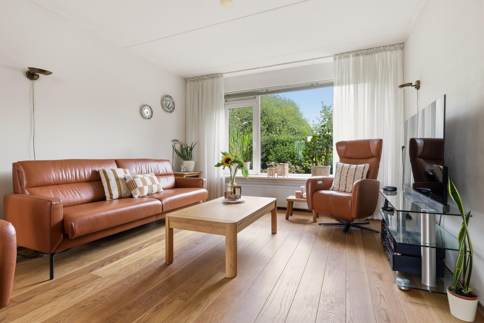 Tussenwoning te koop: Denemarkenstraat 16, Heemskerk