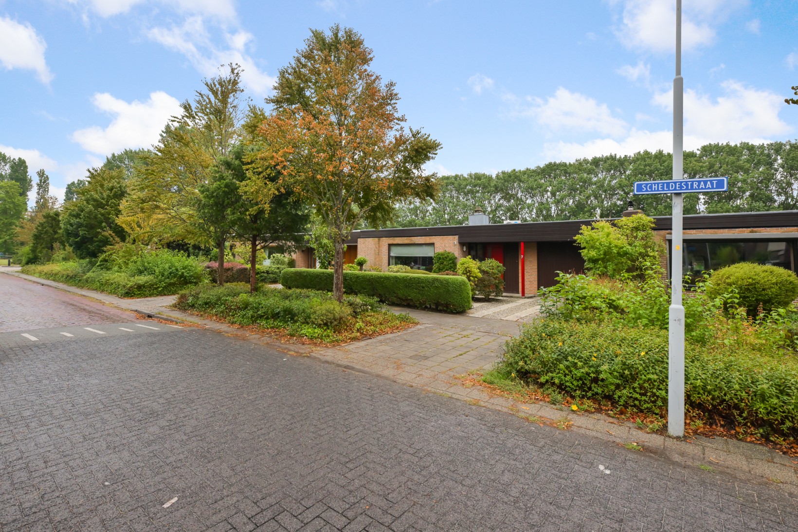 Tussenwoning te koop: Scheldestraat 7, Heemskerk