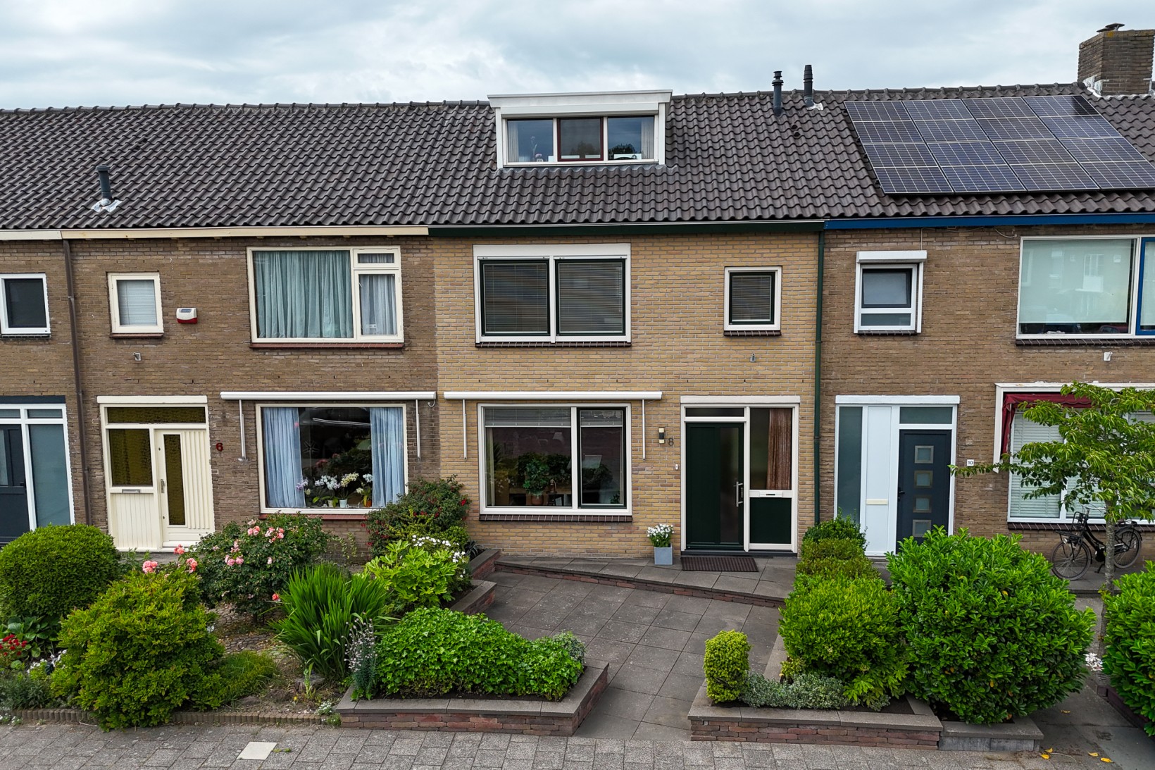 Tussenwoning te koop: Frankrijklaan 8, Heemskerk