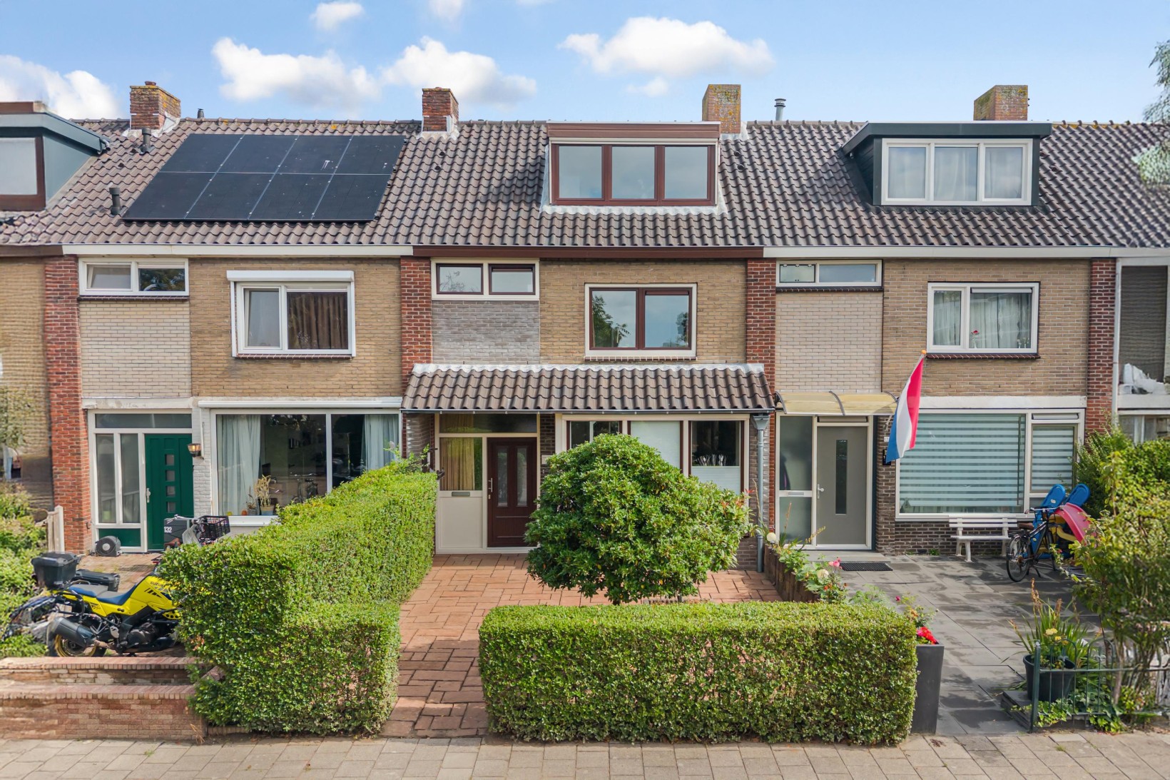 Tussenwoning te koop: Maasstraat 134, Heemskerk