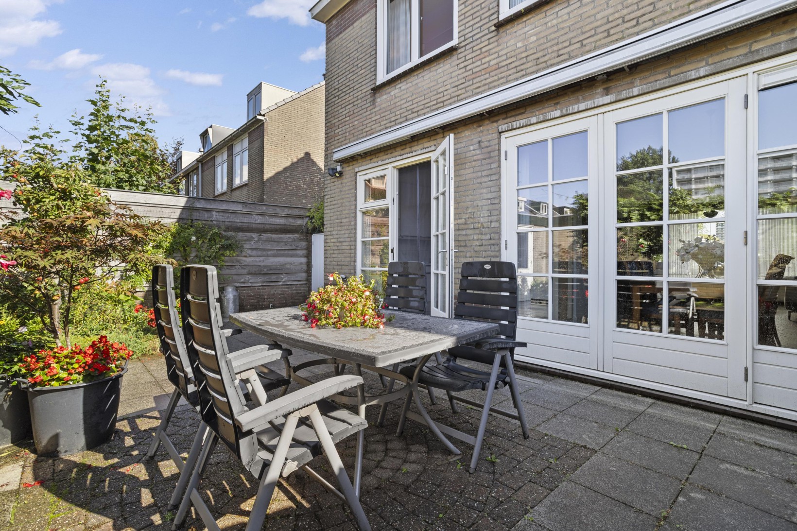 Hoekwoning te koop: Beneluxlaan 322, Heemskerk