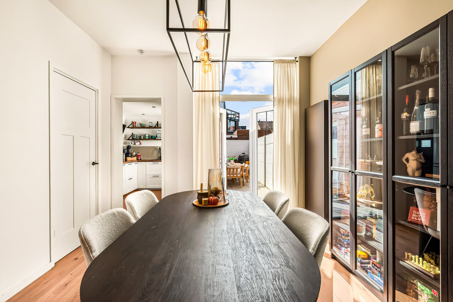 Tussenwoning te koop: Trompstraat 93, Ijmuiden