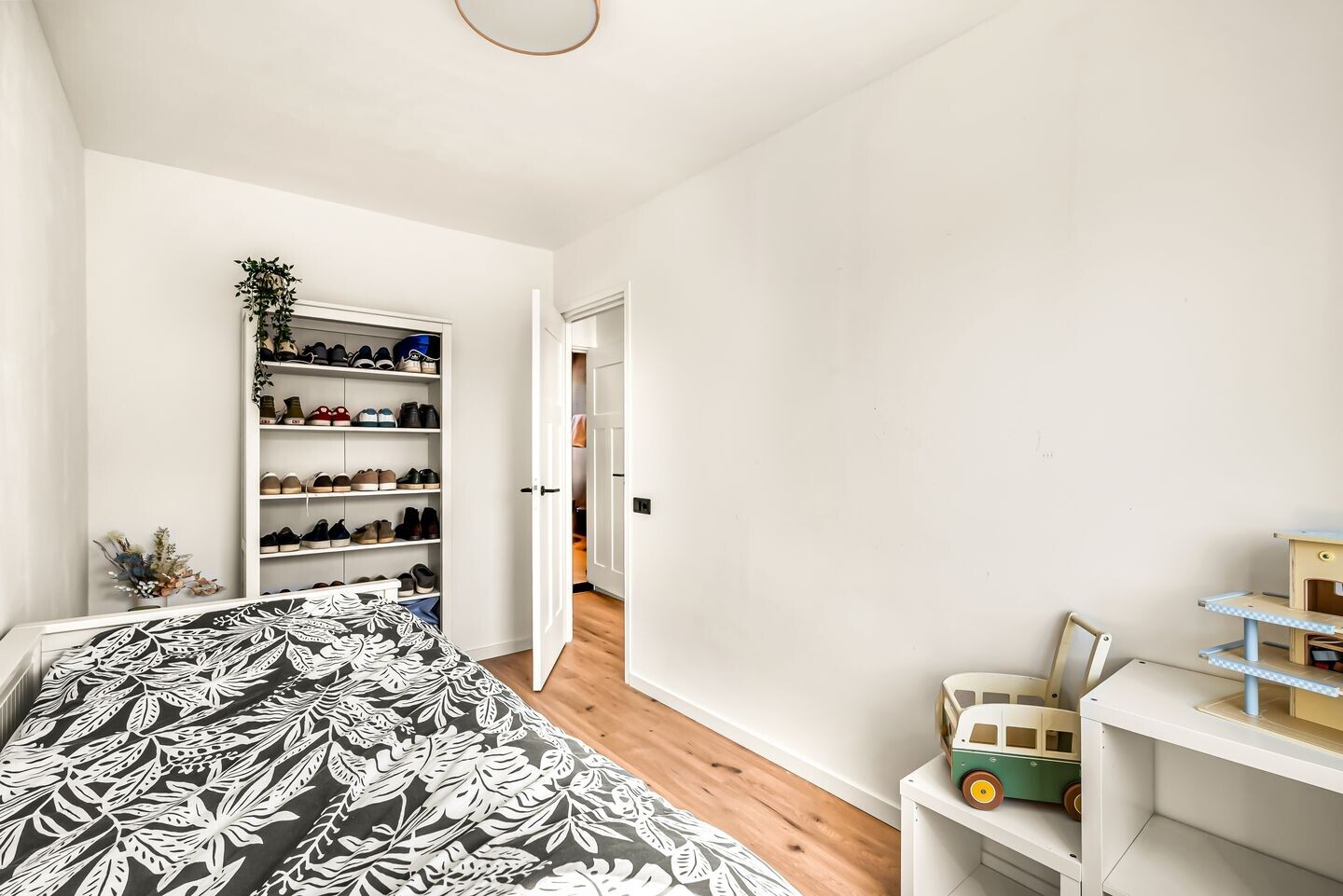 Tussenwoning te koop: Trompstraat 93, Ijmuiden