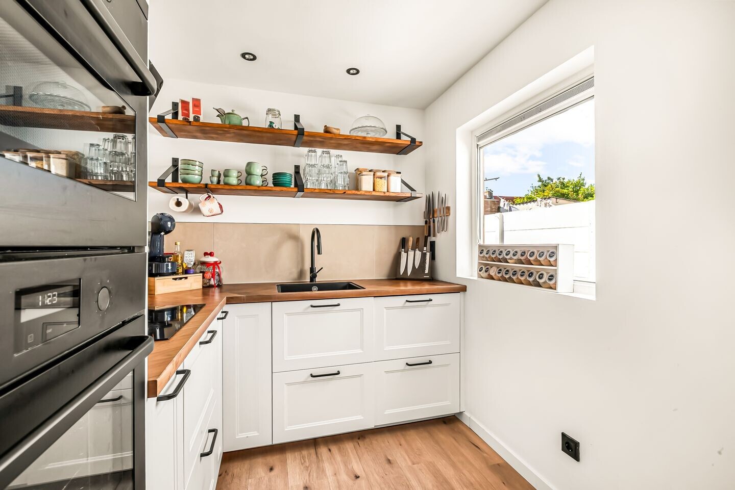 Tussenwoning te koop: Trompstraat 93, Ijmuiden