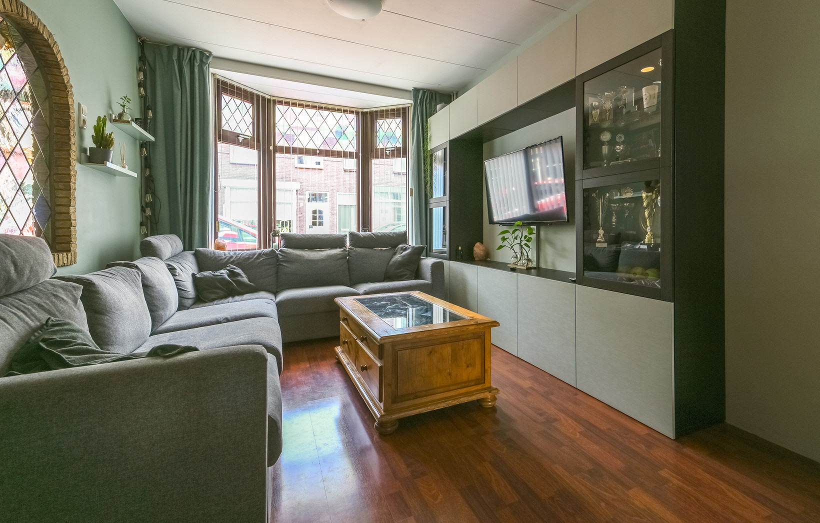 Hoekwoning te koop: De Lumeystraat 25, Ijmuiden