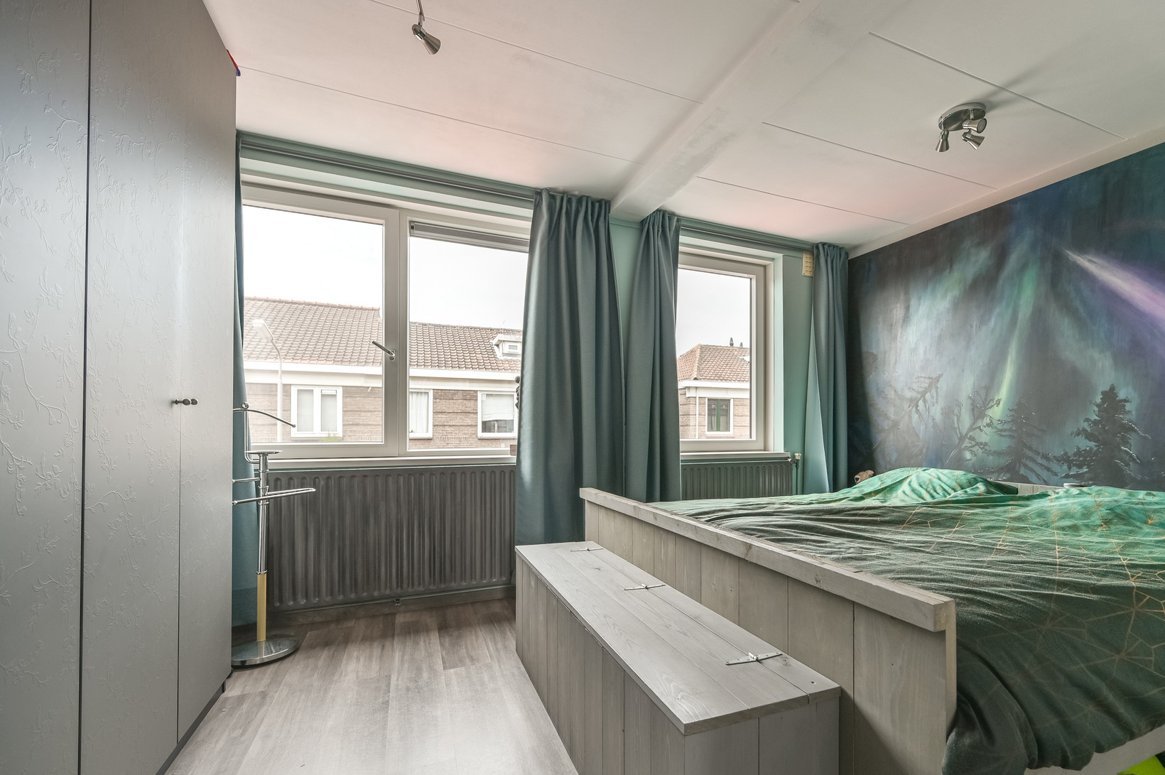 Hoekwoning te koop: De Lumeystraat 25, Ijmuiden