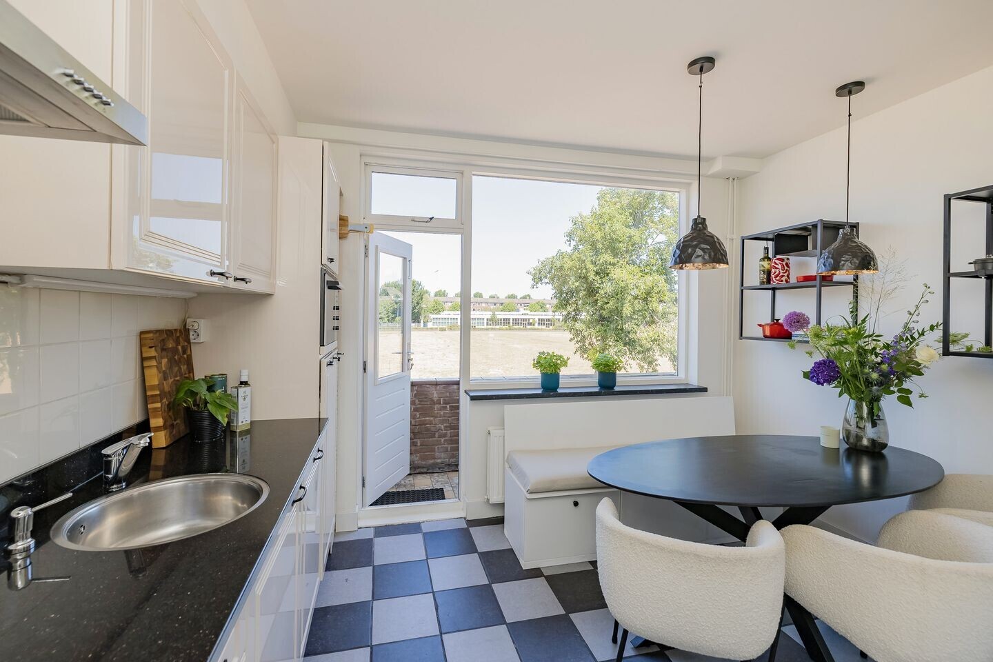 Appartement te koop: Lorentzstraat 44, Ijmuiden