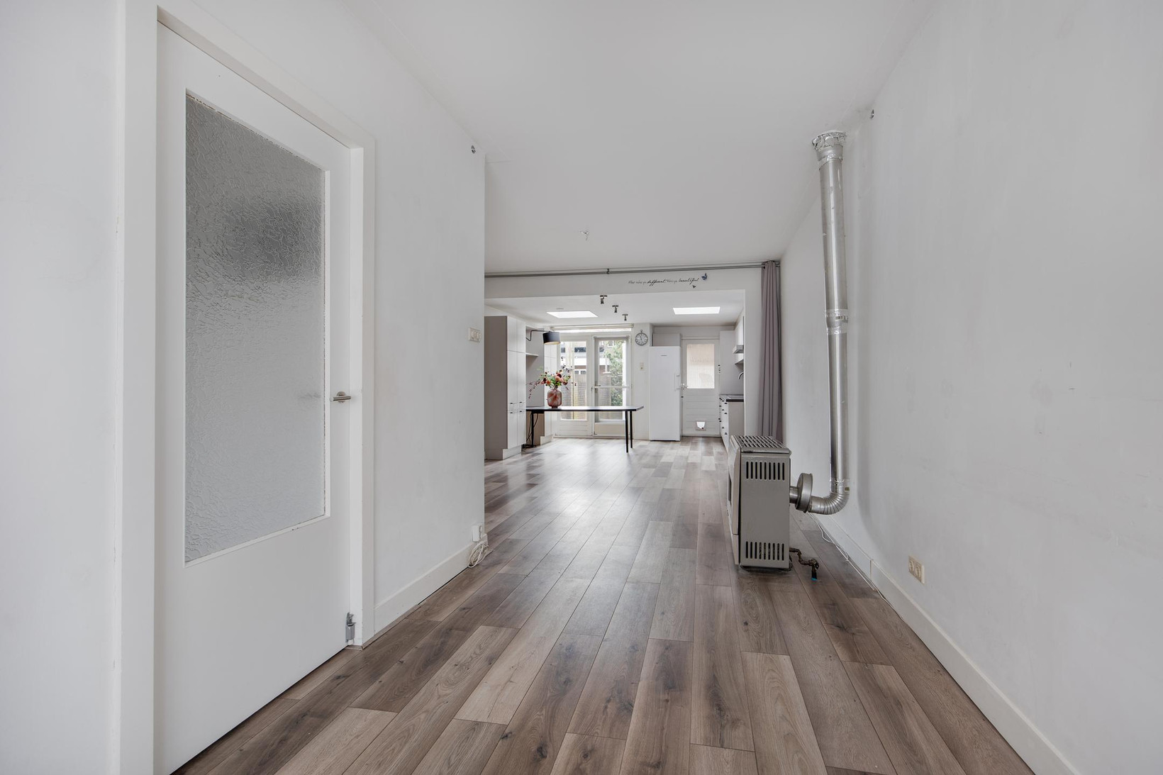 Tussenwoning te koop: Ahornstraat 13, Ijmuiden