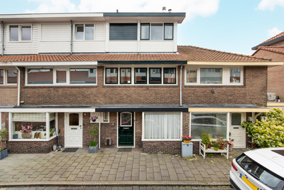 Huis te koop Ahornstraat 13