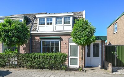 Iepenstraat 12