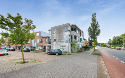 Esdoornstra. 2-B