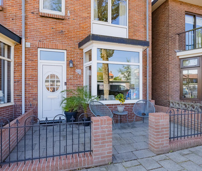 Ruysdaelstraat 25