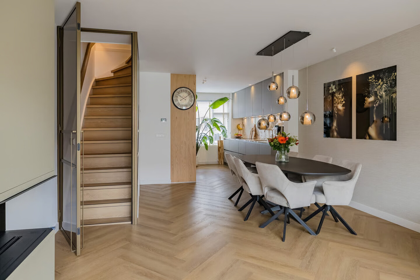 Tussenwoning te koop: Acaciastraat 28, Ijmuiden