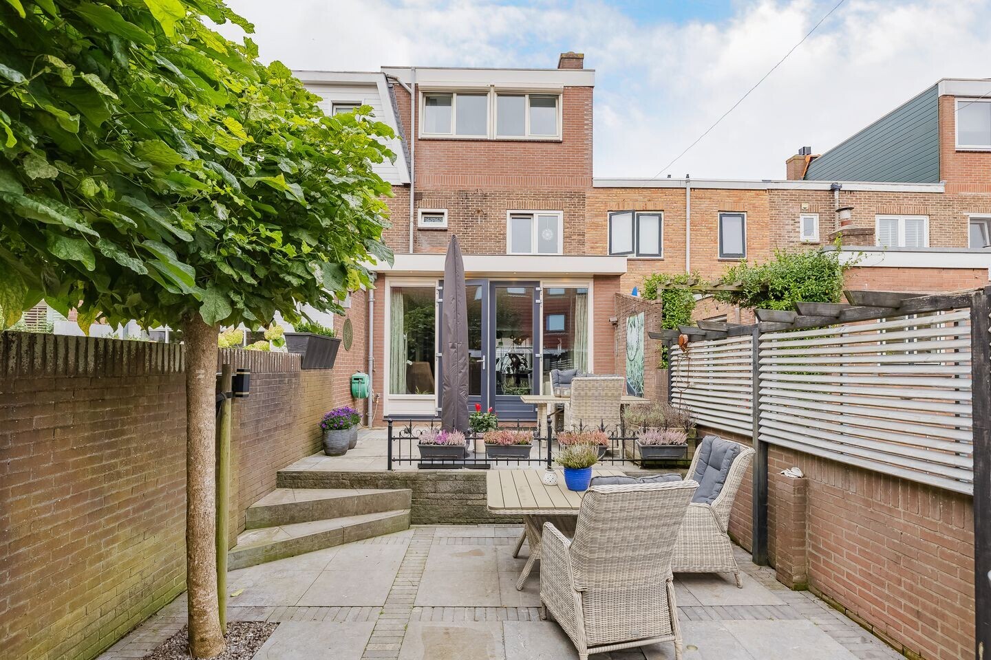 Tussenwoning te koop: Acaciastraat 28, Ijmuiden
