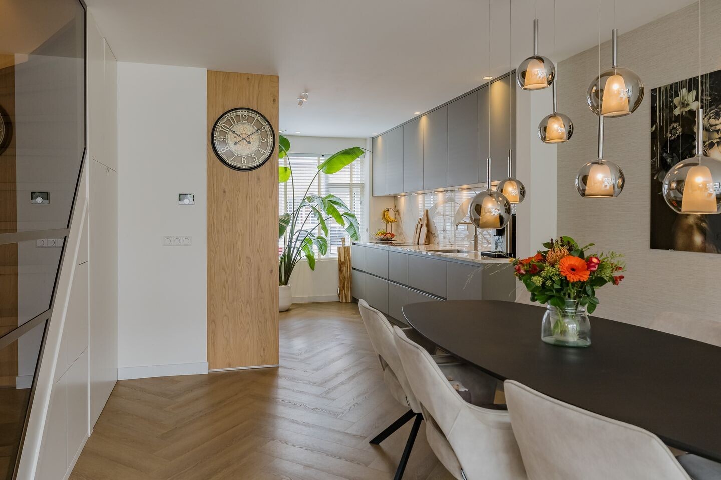 Tussenwoning te koop: Acaciastraat 28, Ijmuiden