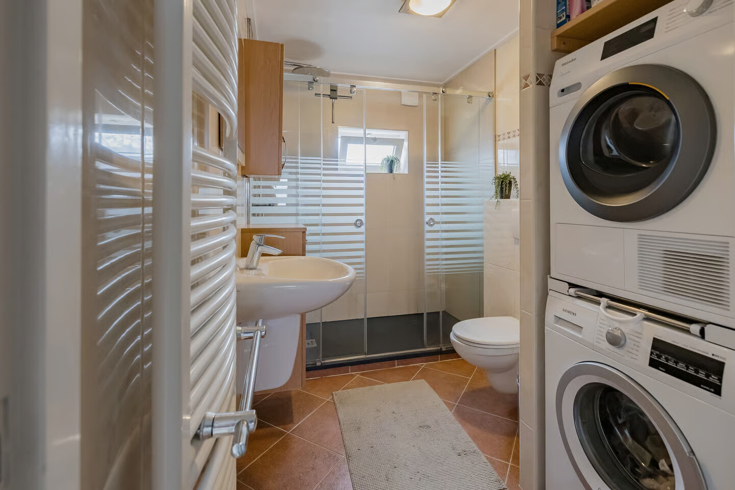 Tussenwoning te koop: Acaciastraat 28, Ijmuiden