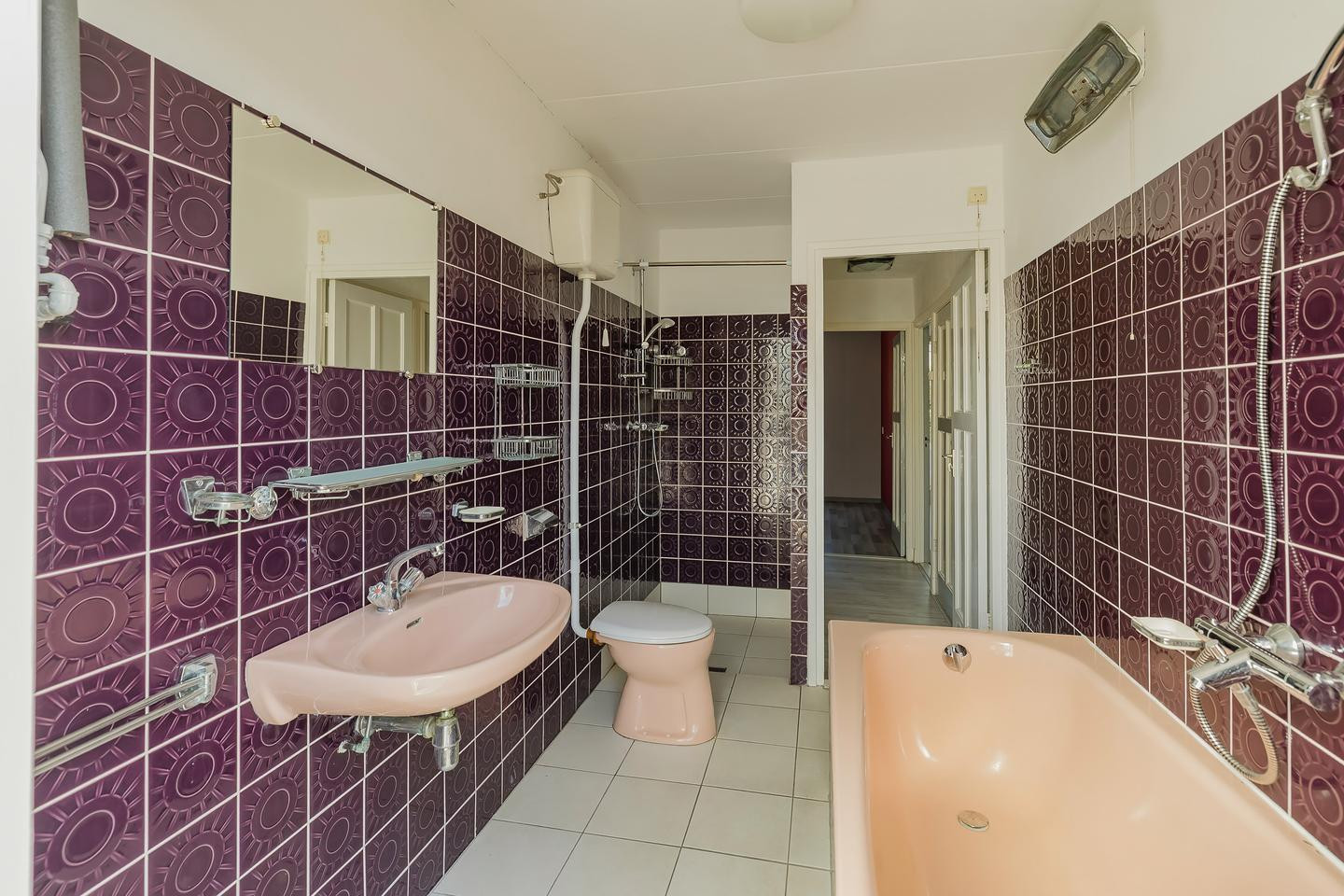 Tussenwoning te koop: Jan Pieterszoon Coenstraat 81, Ijmuiden