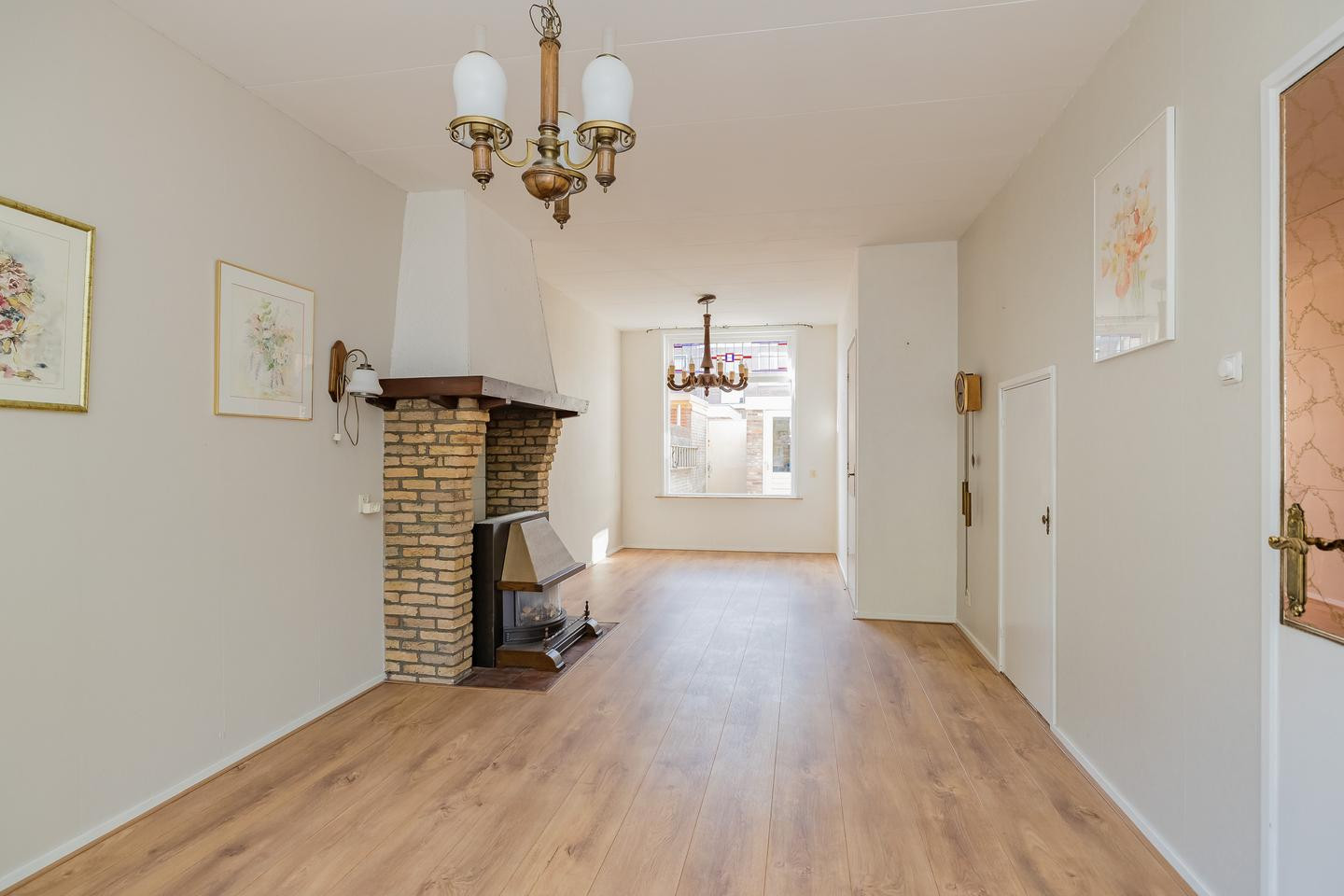 Tussenwoning te koop: Jan Pieterszoon Coenstraat 81, Ijmuiden