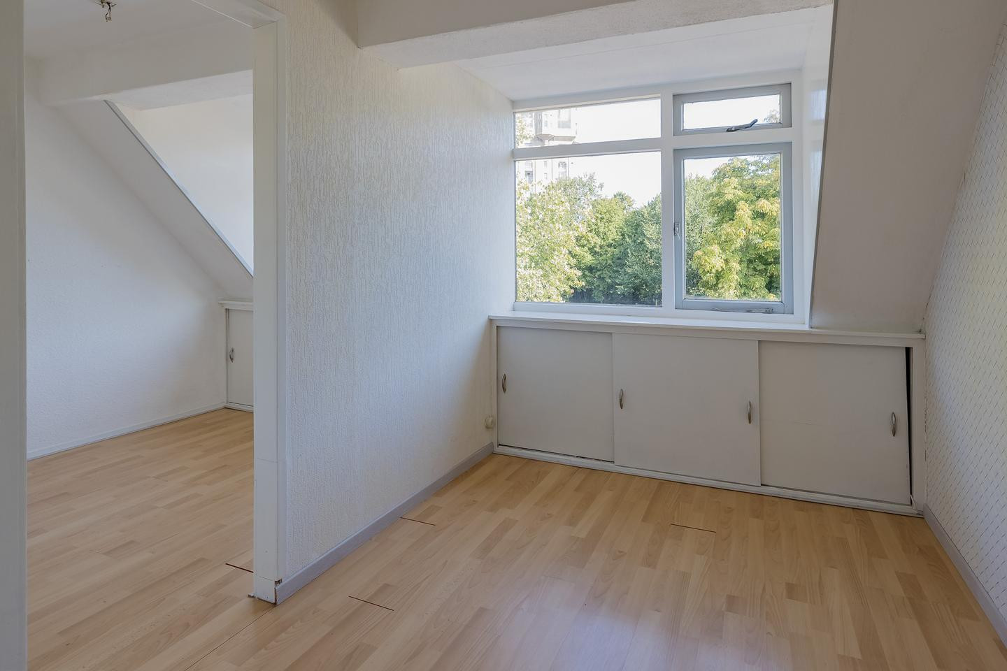 Tussenwoning te koop: Jan Pieterszoon Coenstraat 81, Ijmuiden