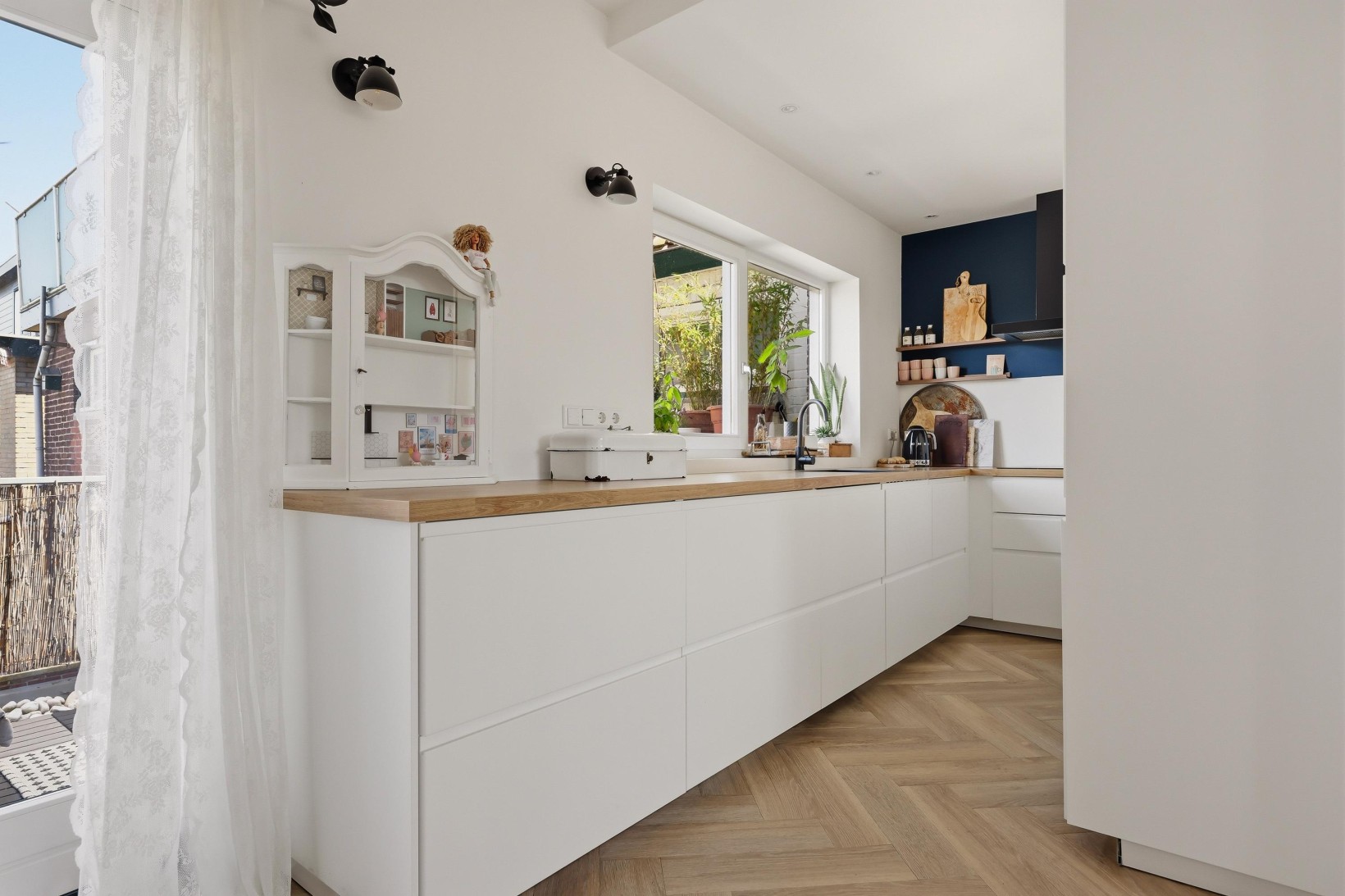 Appartement te koop: Vareniusstraat 9, Ijmuiden