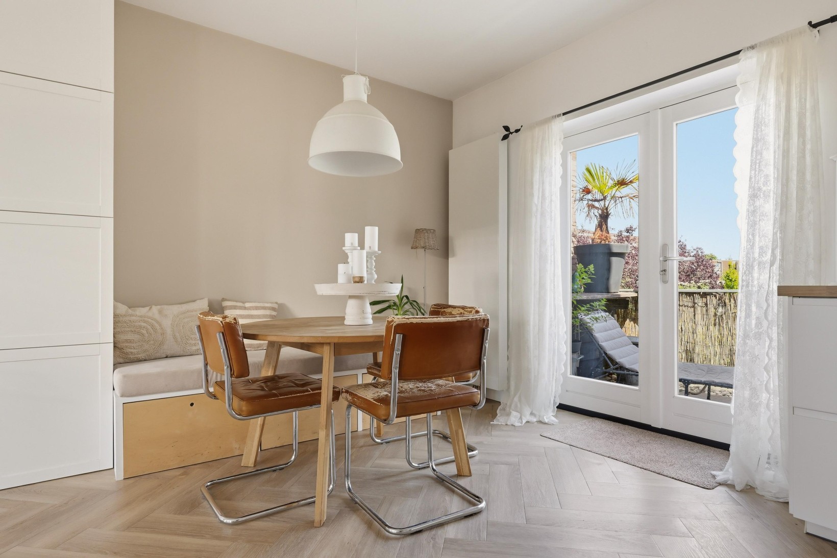Appartement te koop: Vareniusstraat 9, Ijmuiden