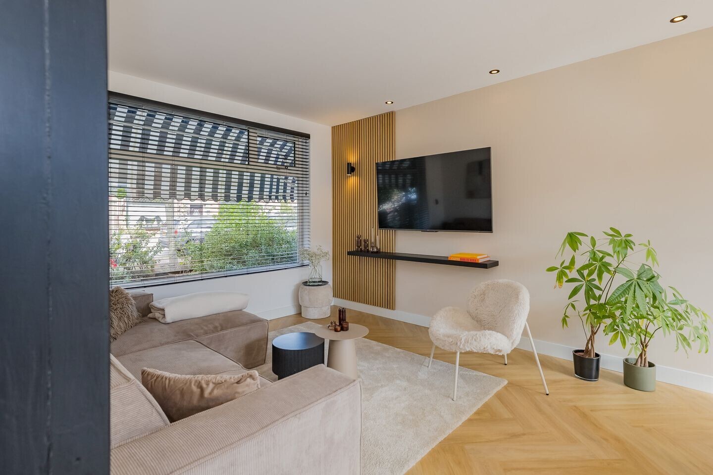 Tussenwoning te koop: Celsiusstraat 5, Ijmuiden