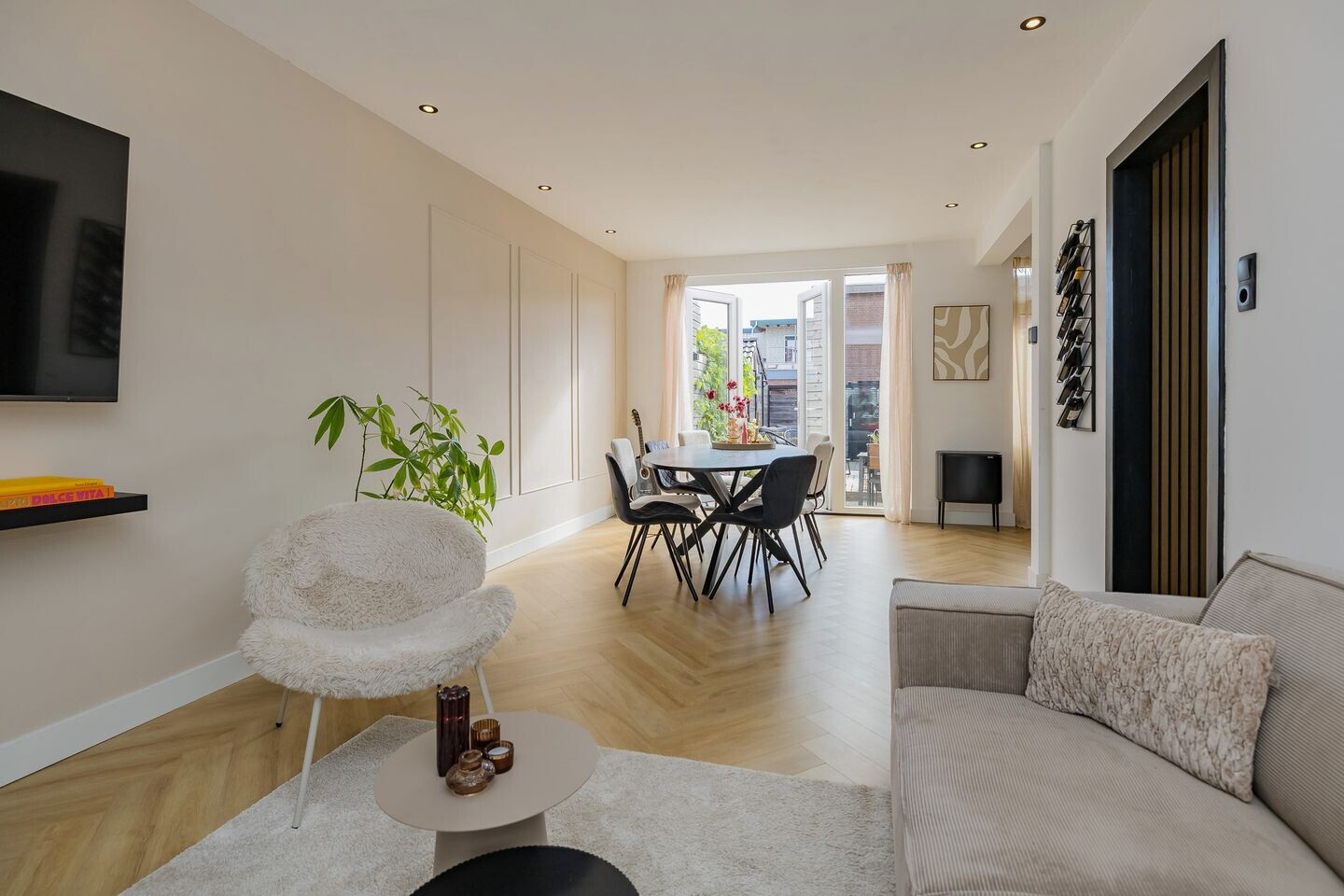 Tussenwoning te koop: Celsiusstraat 5, Ijmuiden