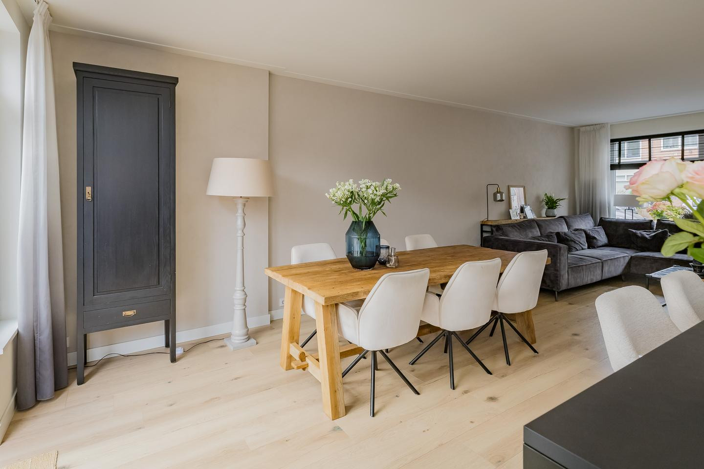 Tussenwoning te koop: Dolfijnstraat 218, Ijmuiden