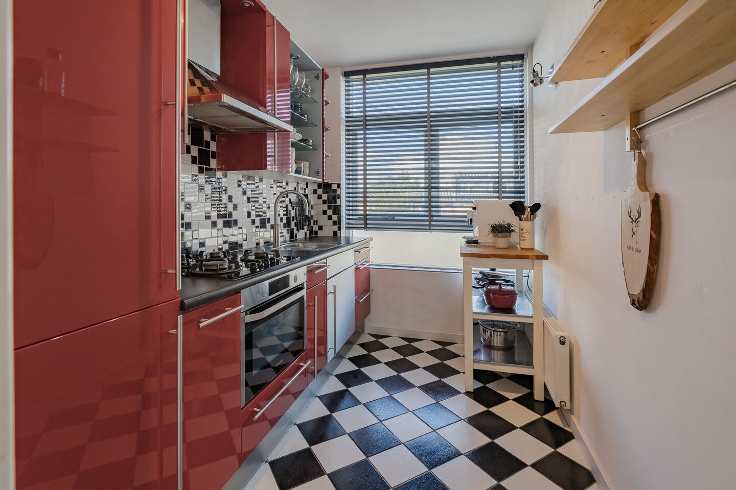 Appartement te koop: Canopusplein 10, Ijmuiden