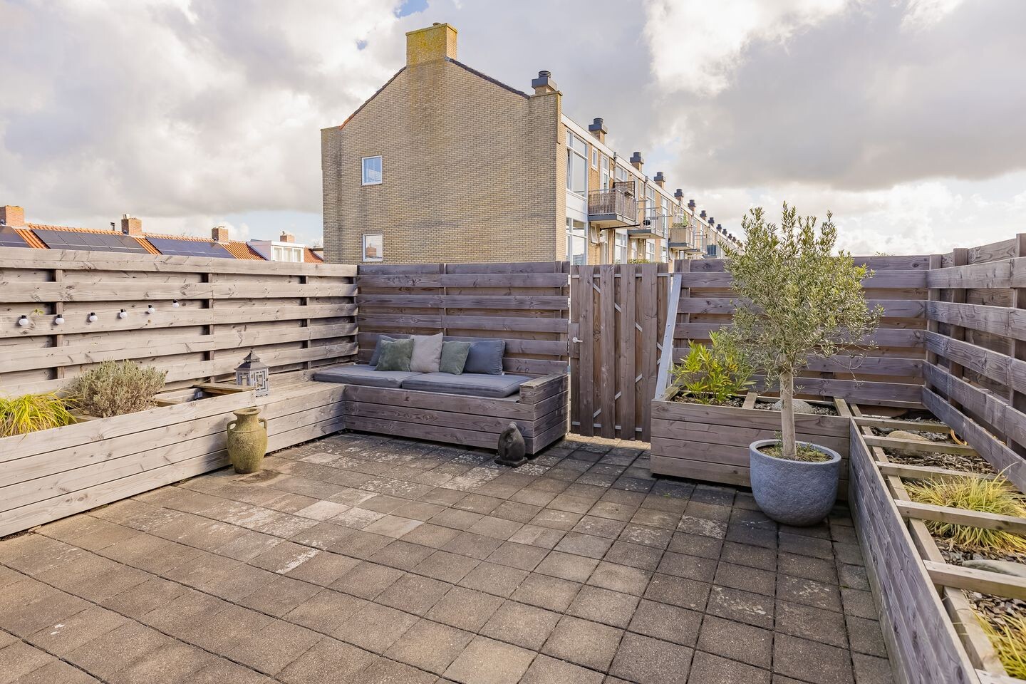 Appartement te koop: Canopusplein 10, Ijmuiden