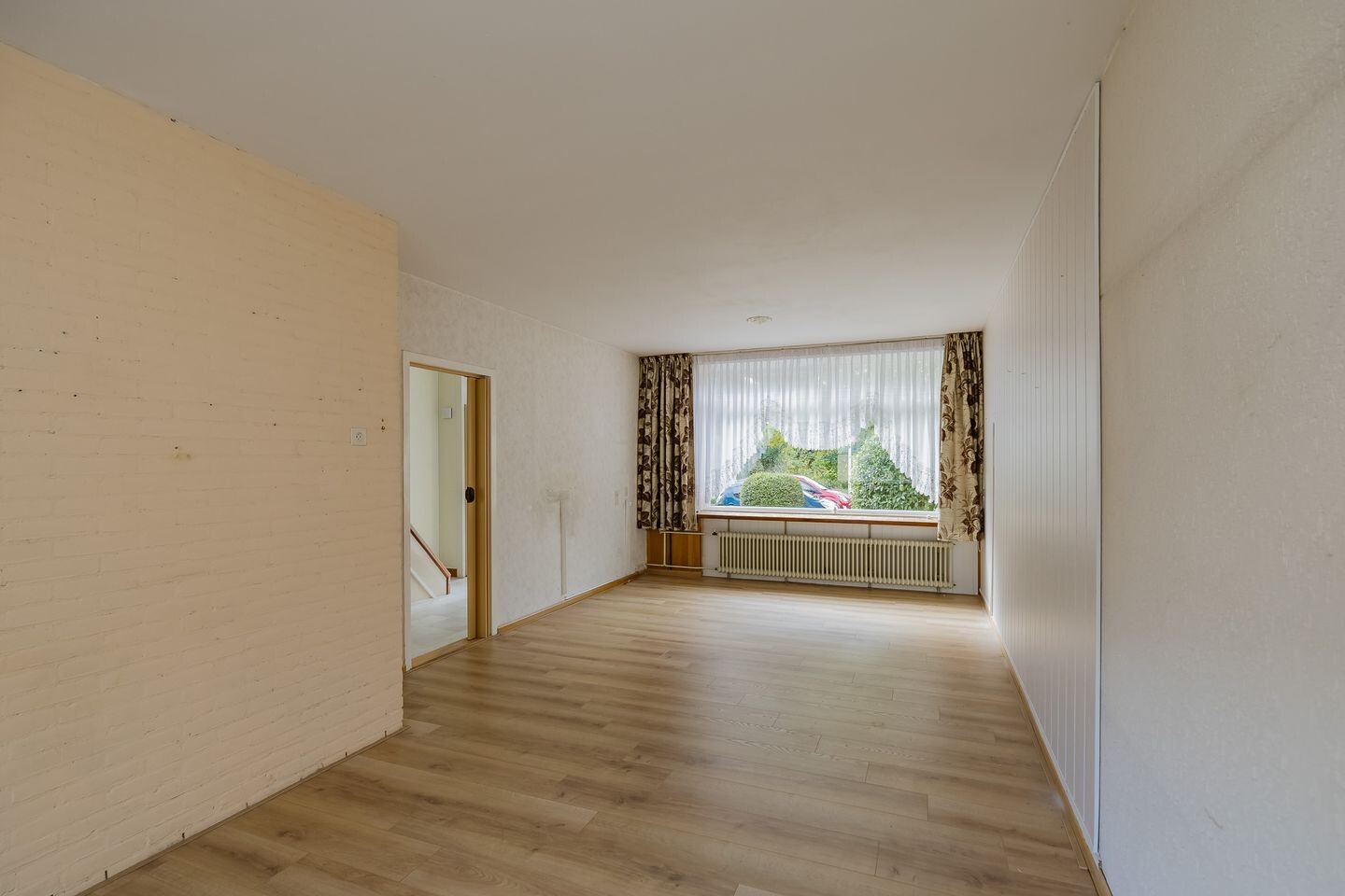 Tussenwoning te koop: De Uitkijklaan 5, Ijmuiden