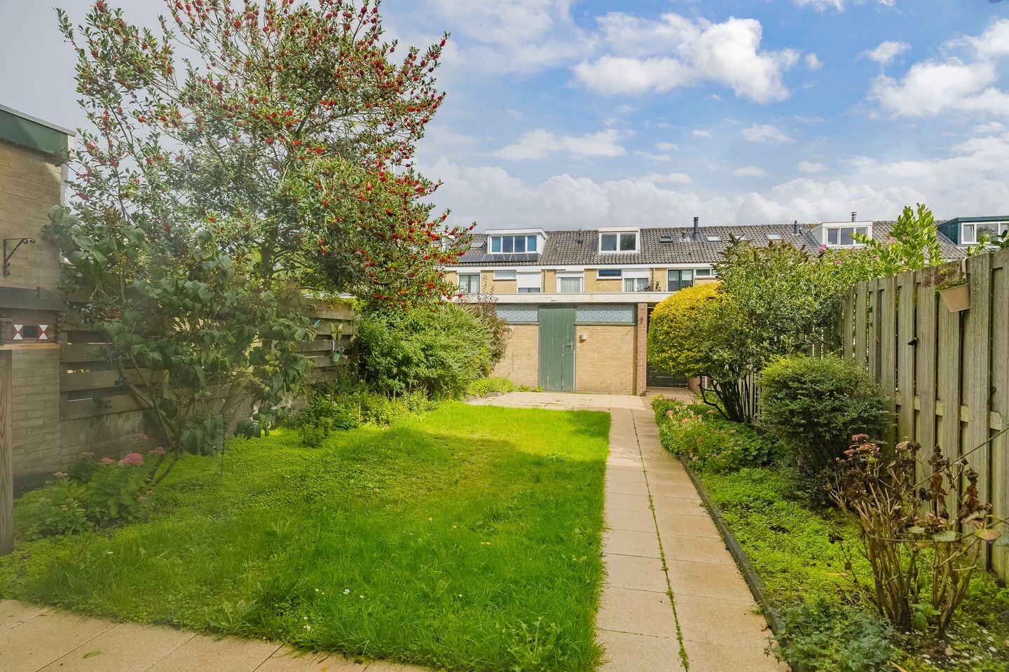 Tussenwoning te koop: De Uitkijklaan 5, Ijmuiden