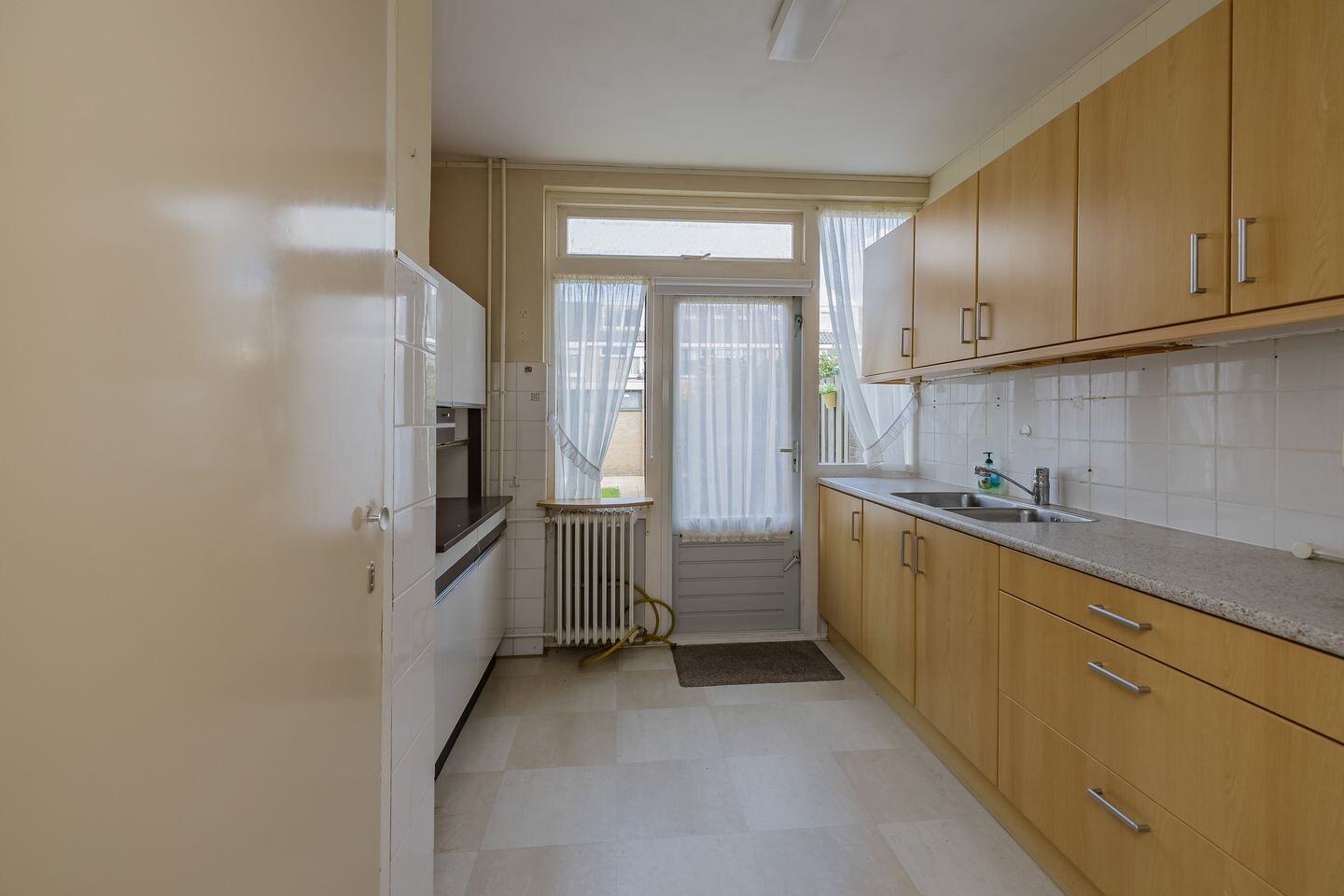 Tussenwoning te koop: De Uitkijklaan 5, Ijmuiden